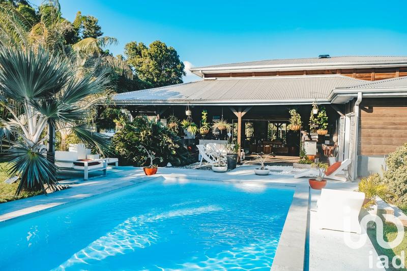 Maison - 272 m² - 5 pièces