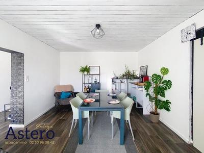 Maison - 122 m² - 6 pièces