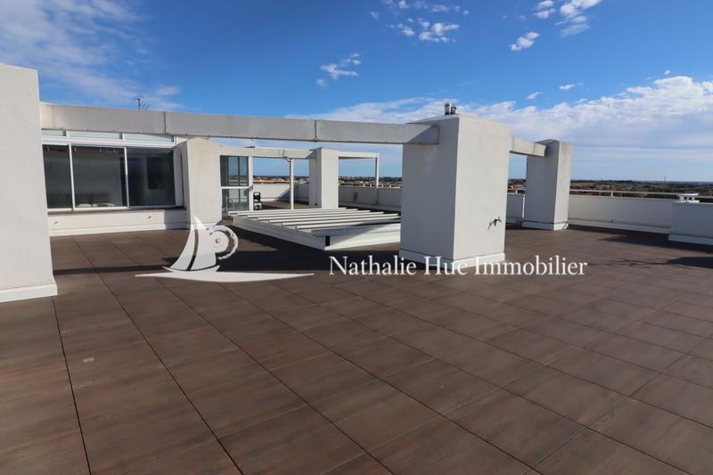 Appartement - 250 m² - 5 pièces