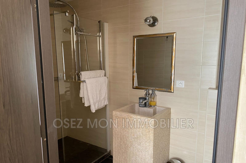 Maison chambre d'hôtes - 550 m² - 14 pièces