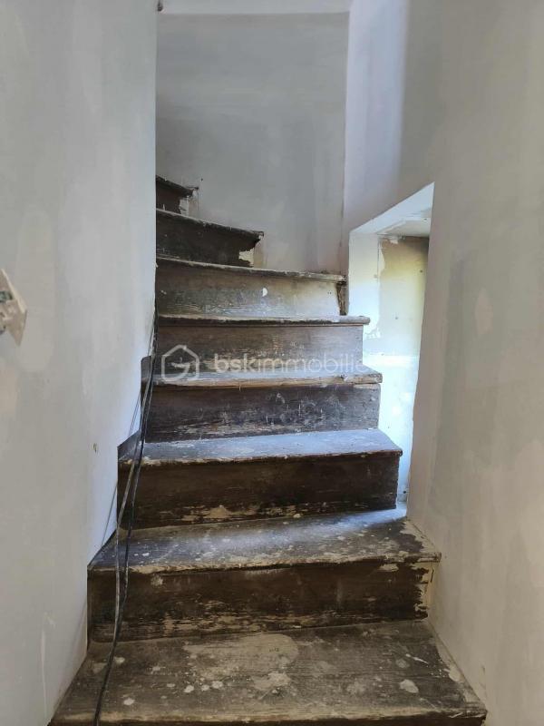 Maison ancienne - 110 m² - 8 pièces