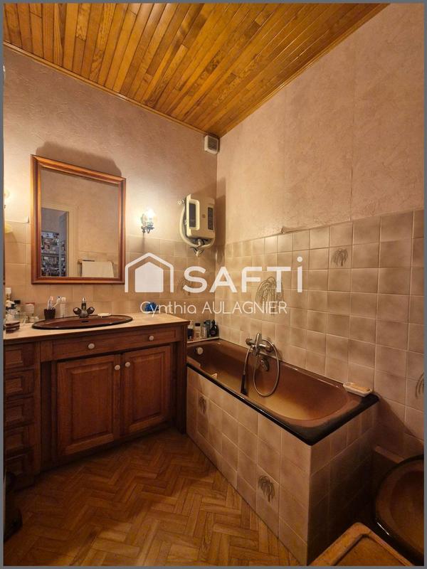 Appartement - 92 m² - 4 pièces