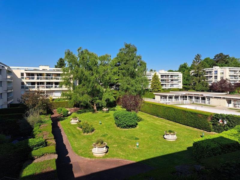 Appartement - 82 m² - 3 pièces