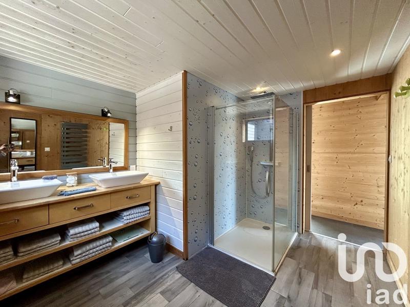 Maison - 190 m² - 7 pièces