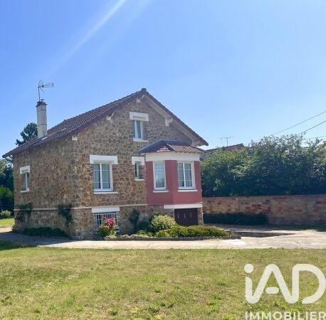 Maison - 92 m² - 5 pièces