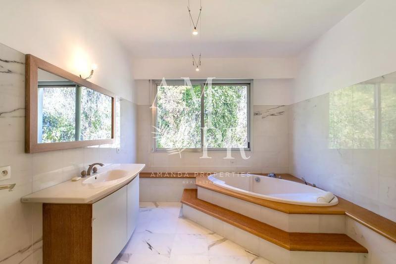 Villa sur toit - 165 m² - 4 pièces