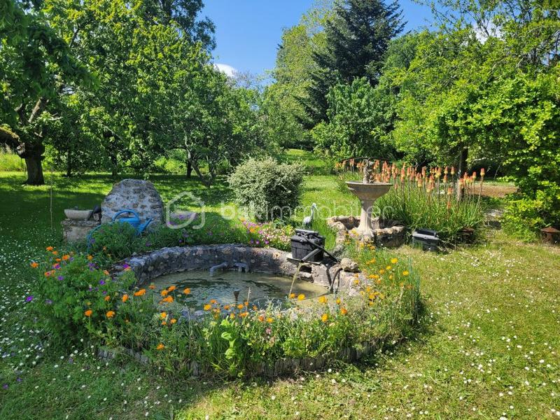 Pavillon - 165 m² - 7 pièces