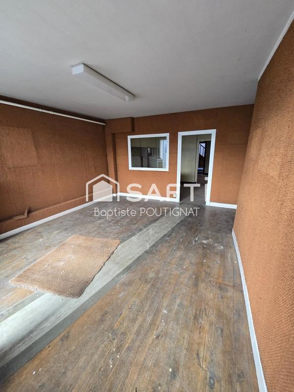 Maison - 102 m² - 5 pièces