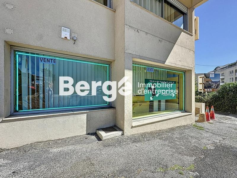 Local commercial - 133 m²