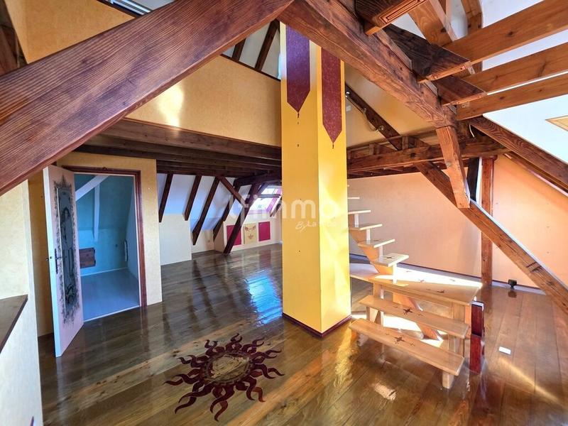 Duplex - 101 m² - 3 pièces