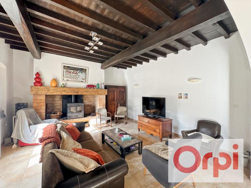 Maison - 300 m² - 9 pièces