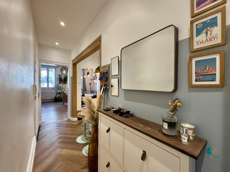 Appartement - 84 m² - 3 pièces