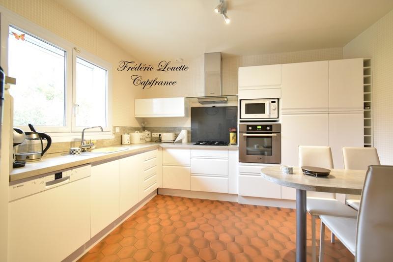 Maison - 211 m² - 6 pièces