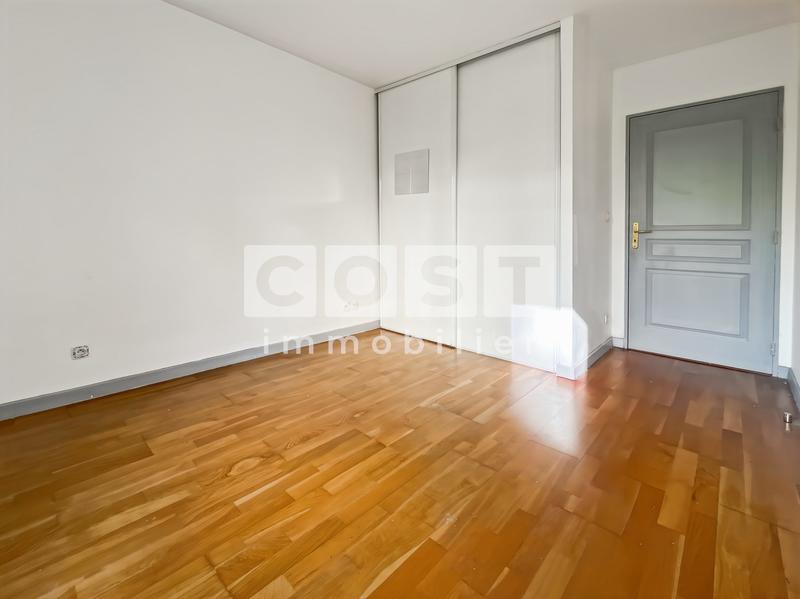 Appartement - 118 m² - 5 pièces