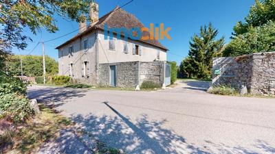 Propriété - 338 m² - 10 pièces