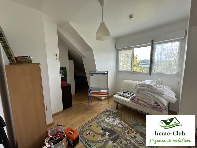 Maison - 102 m² - 5 pièces