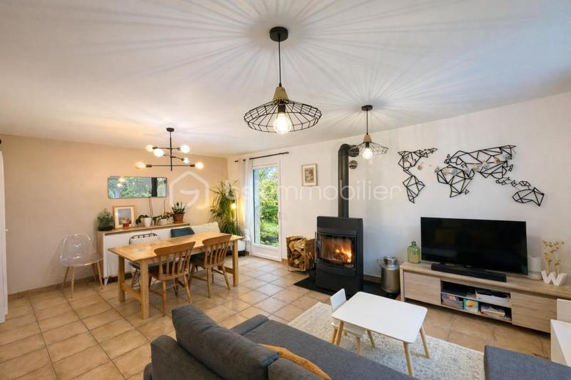 Maison - 105 m² - 5 pièces