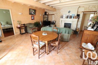 Maison - 238 m² - 7 pièces
