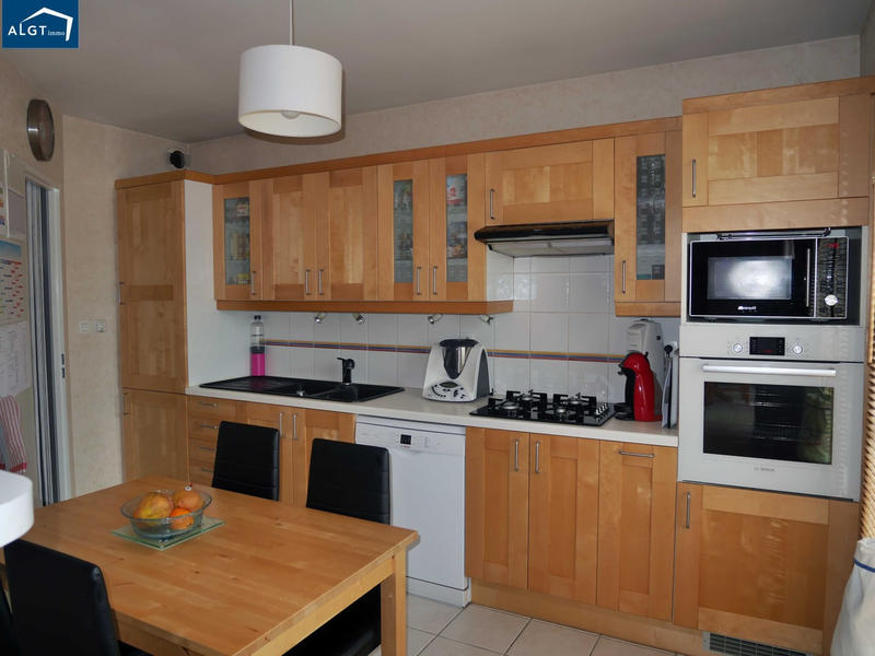 Maison - 89 m² - 4 pièces