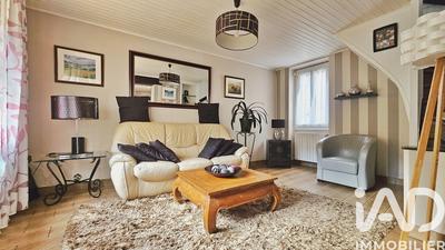 Maison - 85 m² - 5 pièces