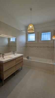 Maison - 188 m² - 4 pièces