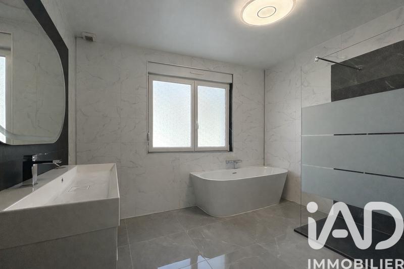 Maison - 126 m² - 4 pièces