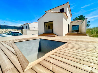 Maison - 100 m² - 4 pièces