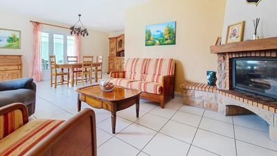 Maison - 99 m² - 5 pièces