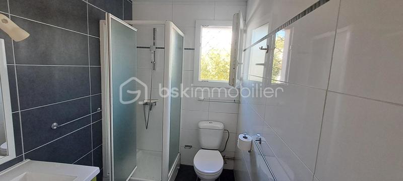 Villa - 243 m² - 11 pièces