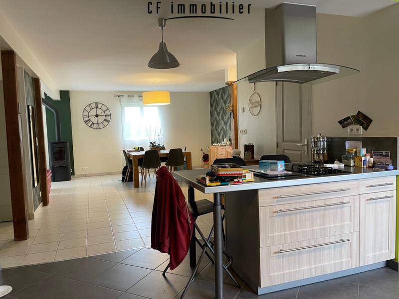 Maison - 138 m² - 7 pièces