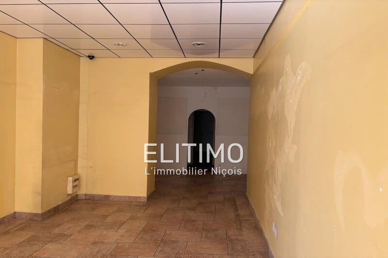 Fonds de commerce - Magasins - 42 m²