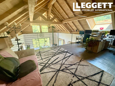 Moulin - 390 m² - 9 pièces