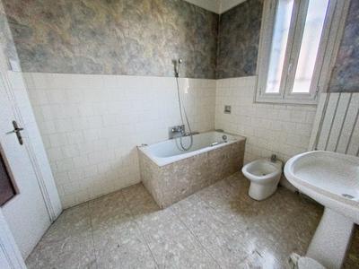 Maison de ville - 104 m² - 4 pièces