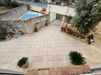 Immeuble - 700 m² - 4 pièces