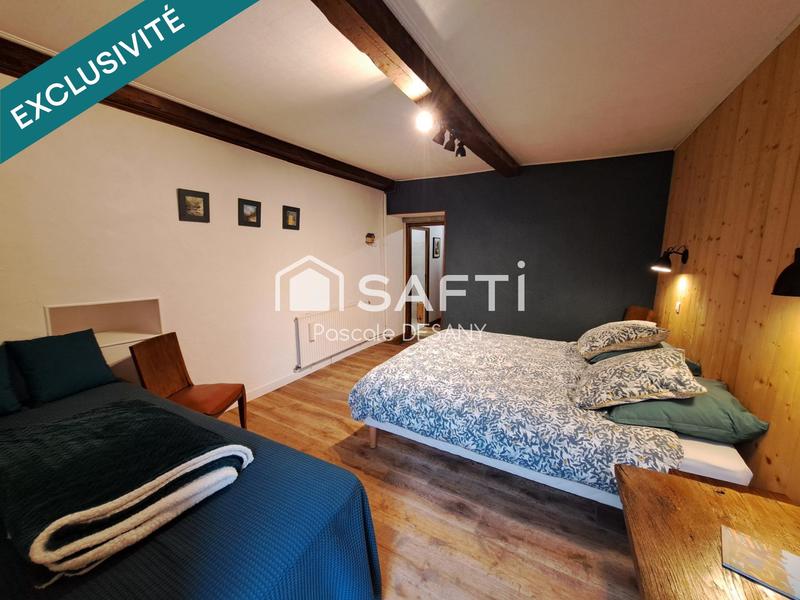 Maison - 265 m² - 8 pièces