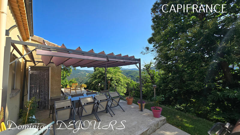 Maison - 120 m² - 5 pièces