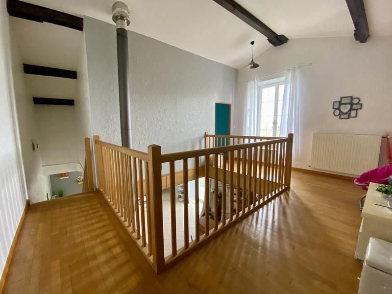 Maison - 284 m² - 8 pièces