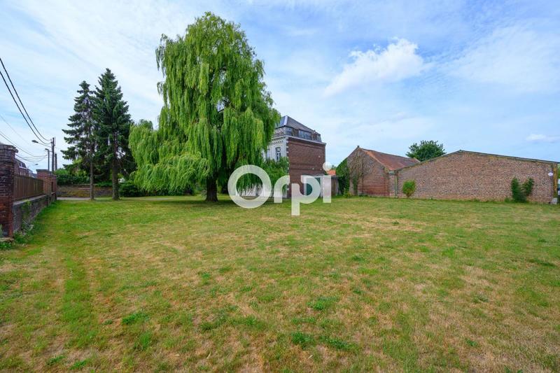 Terrain constructible - 623 m²