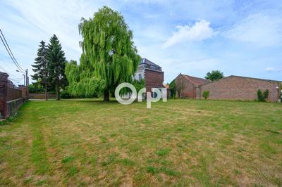 Terrain constructible - 623 m²
