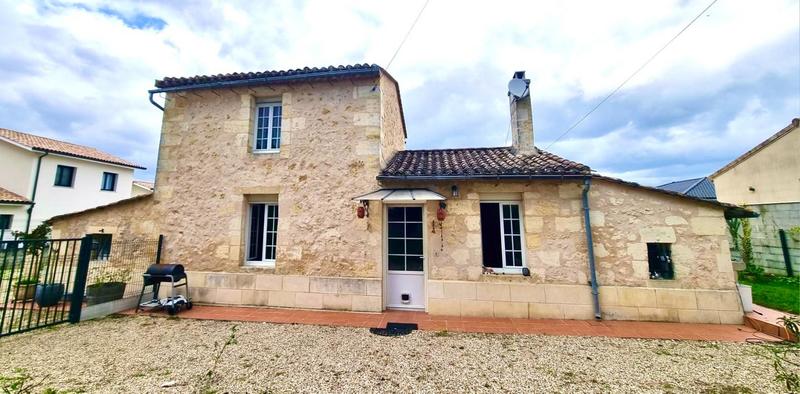 Maison - 220 m² - 9 pièces