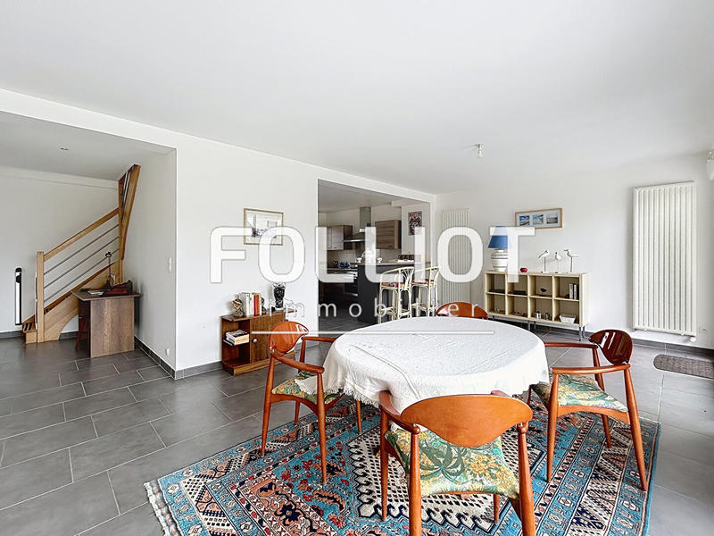 Maison - 142 m² - 5 pièces