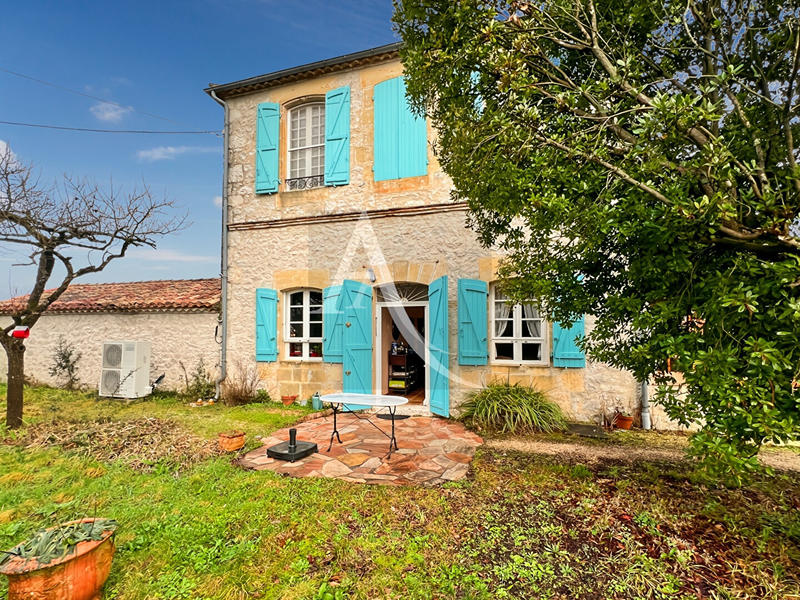 Maison - 170 m² - 6 pièces