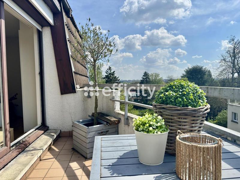 Appartement - 111 m² - 4 pièces