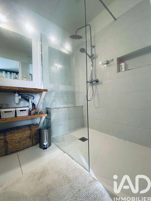 Maison - 181 m² - 8 pièces