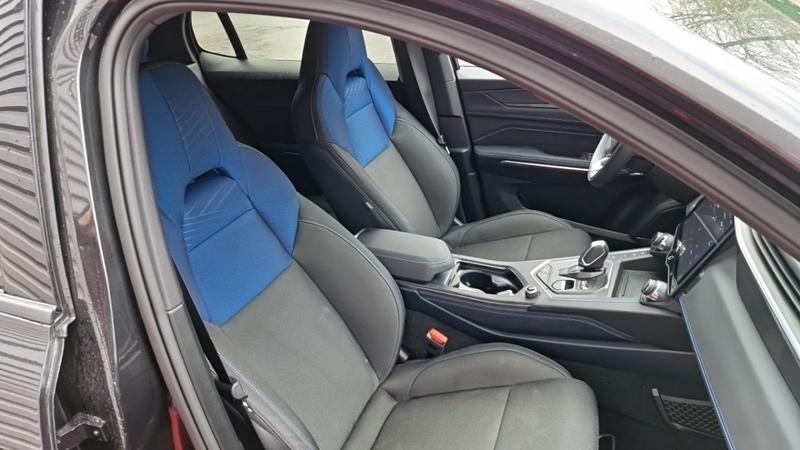 Lynk &amp; Co 01 1.5 Phev 261 Ch Dcth7