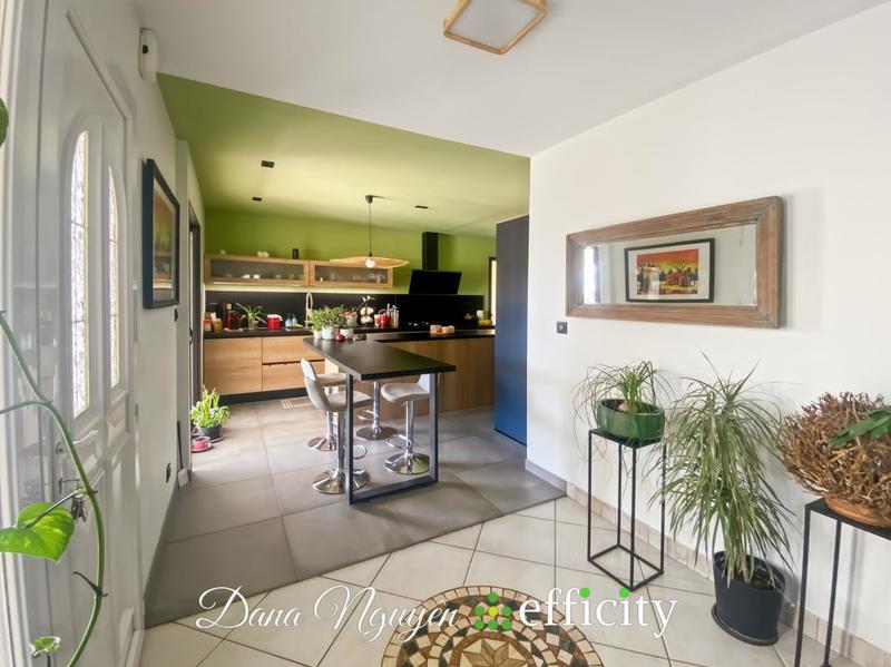 Villa - 164 m² - 6 pièces