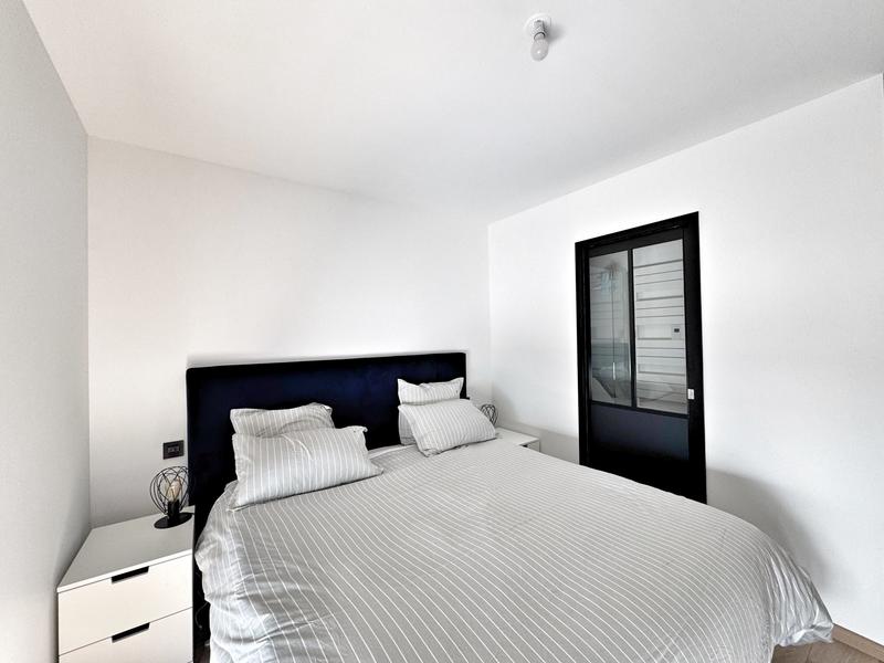 Appartement - 100 m² - 4 pièces