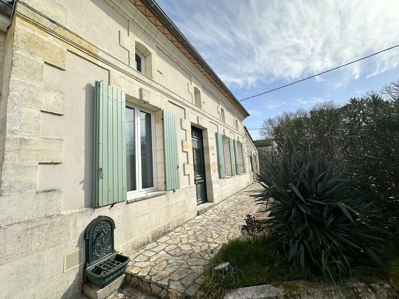 Maison ancienne - 190 m² - 5 pièces