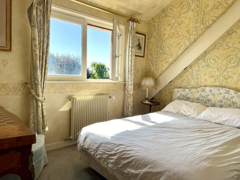 Villa - 320 m² - 10 pièces