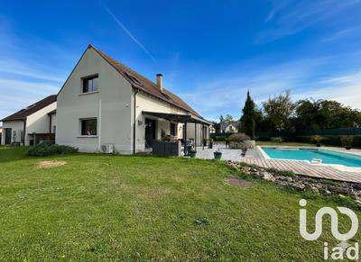 Maison - 260 m² - 8 pièces
